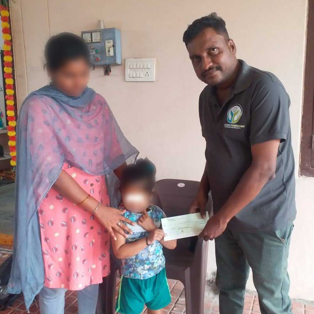 Grocery kit distribution to families - Timeless Foundation