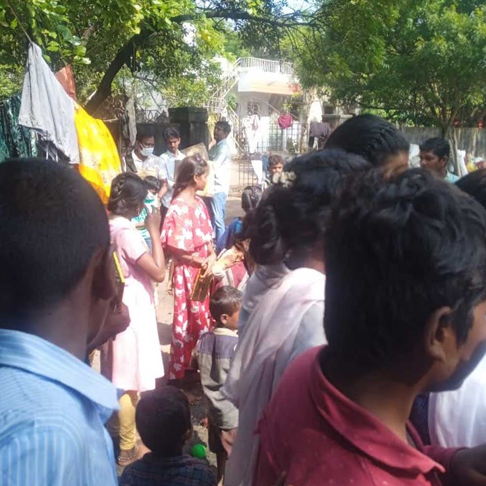 Christmas gift distribution to children - Timeless Foundation