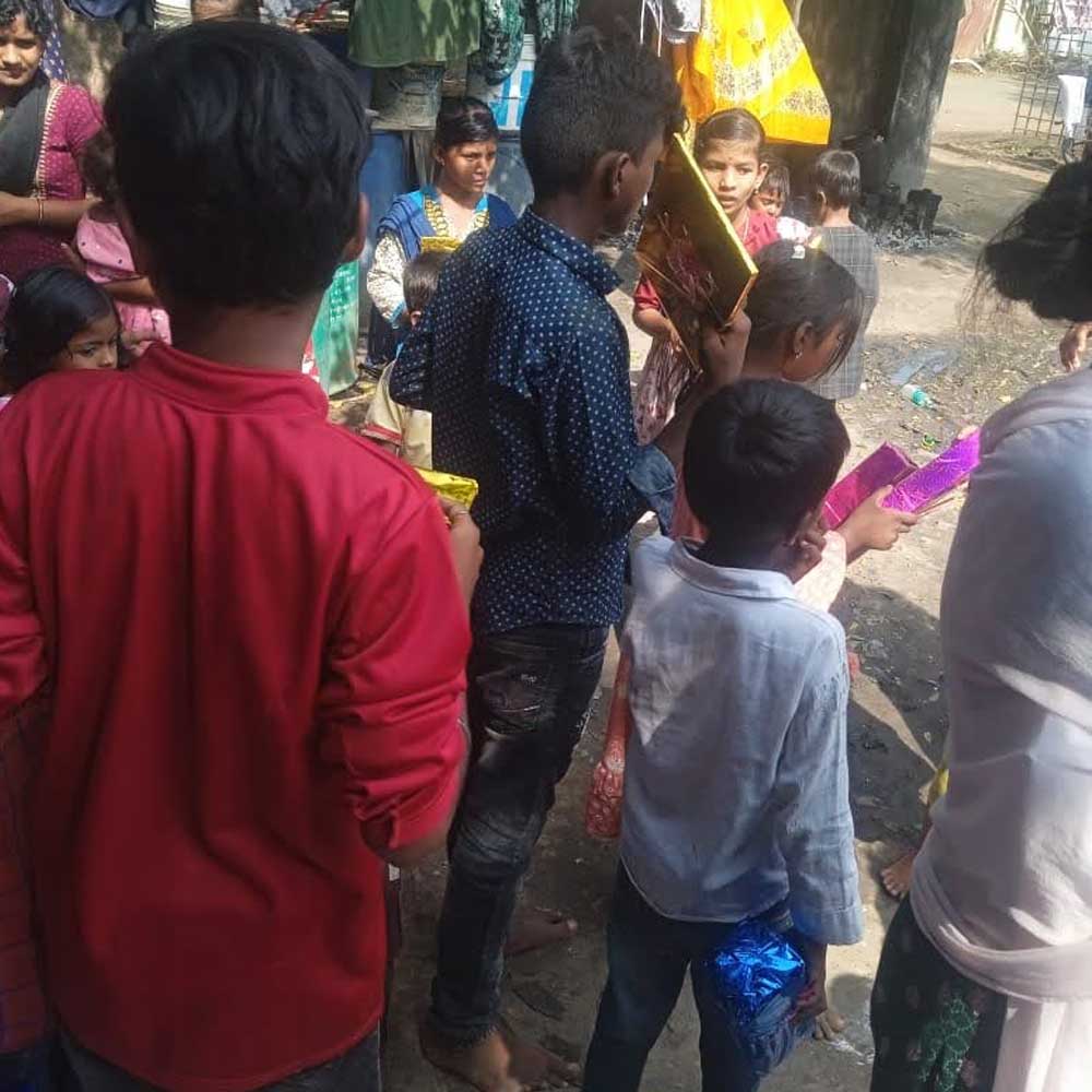 Christmas gift distribution to children - Timeless Foundation