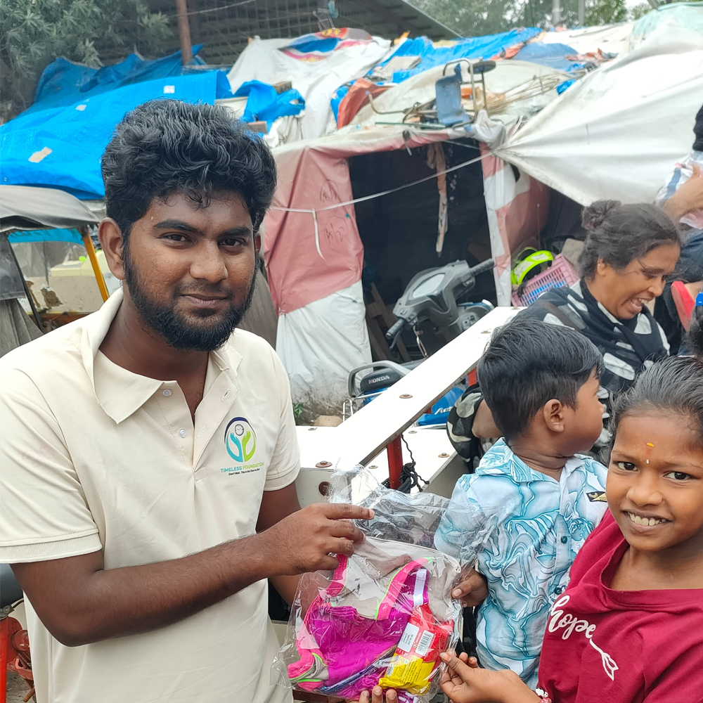 Cloths and snacks distribution event - Timeless Foundation