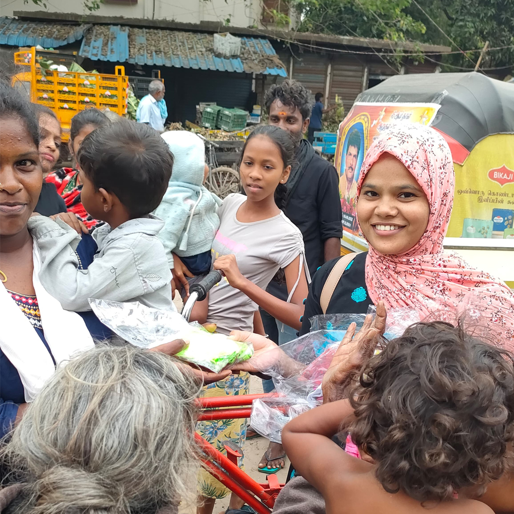 Cloths and snacks distribution event - Timeless Foundation